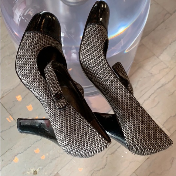 Elie Tahari Patent Leather & Fabric Pumps - Picture 5 of 8